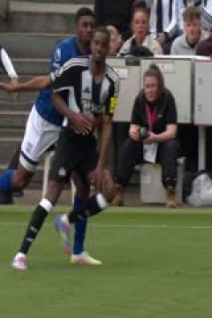 英超联赛 纽卡斯尔联VS伊普斯维奇 20250426