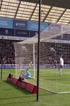 足总杯第五轮比赛 普雷斯顿VS伯恩利 20250301