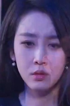 离婚冷她三年后，霍总膝盖跪穿了